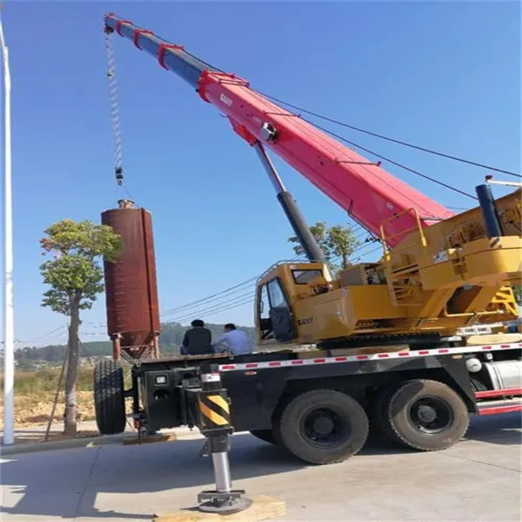 田林80吨吊车出租多少钱